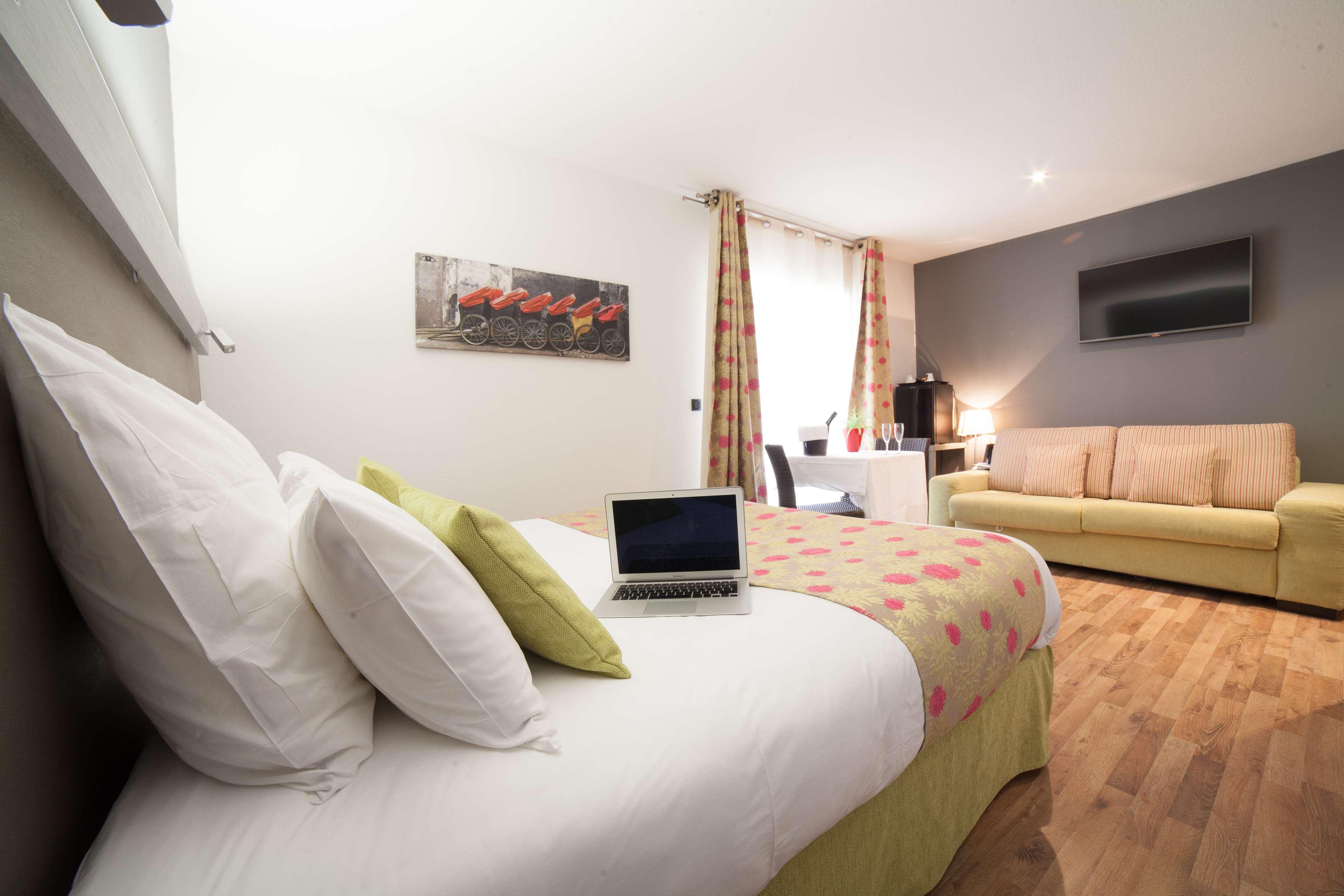 The Originals City, Hotel Les Domes, Perpignan Sud Saleilles Εξωτερικό φωτογραφία